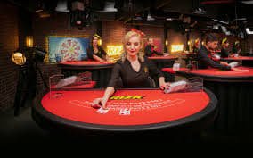 jl520 live casino baccarat table with professional dealer on desktop browser